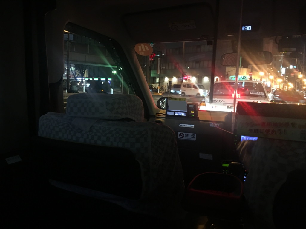 プチ試乗 浜松でjpn Taxiに乗りました 後部座席の感想について ブリュの公式ブログ Com For Boo Boo